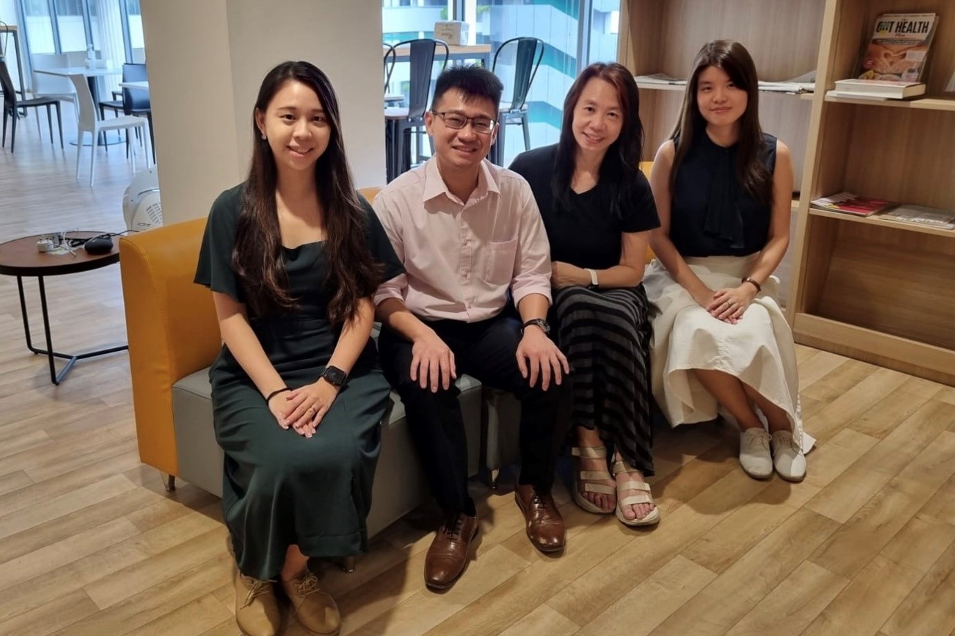 Using ICT-Enhanced Peer Review Process to Improve Students’ Narrative Writing